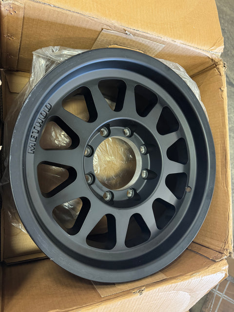[Open Box] 17" METHOD 704 HD FOR RAM TRUCKS - Matte Black (Does Not Include center cap)