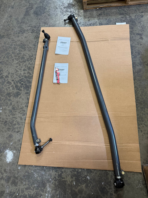 [Open Box] SYNERGY 2005+ FORD SUPER DUTY F-450 / F-550 STEERING KIT (No stabilizer) Misscing Misc Hardware